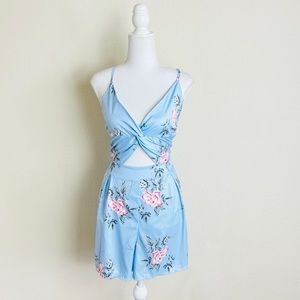 Hello Molly Like You Would Blue Floral Front Twist Knot Keyhole Tie Romper